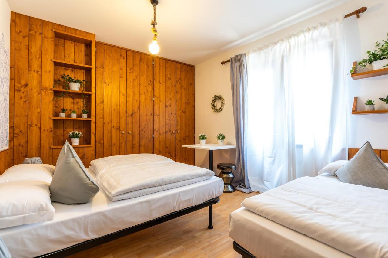 Sleep In Venzone Hotel Екстериор снимка