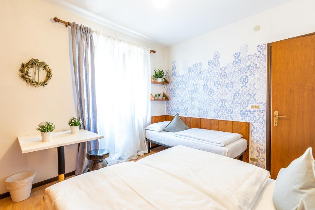 Sleep In Venzone Hotel Екстериор снимка