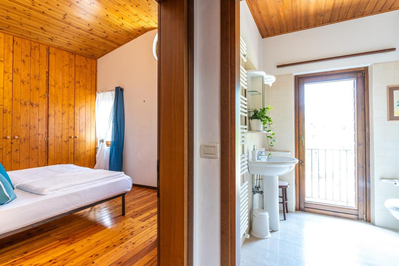 Sleep In Venzone Hotel Екстериор снимка