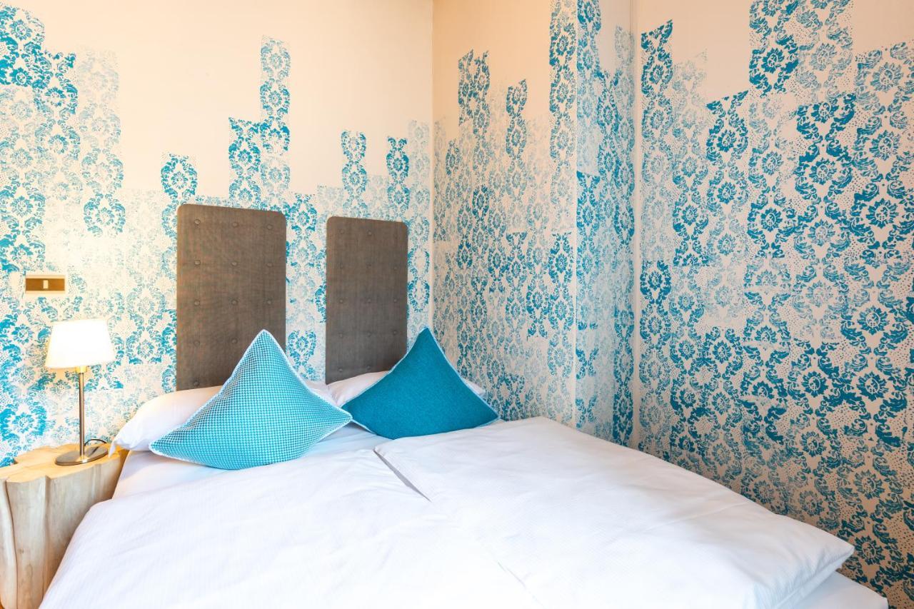 Sleep In Venzone Hotel Екстериор снимка
