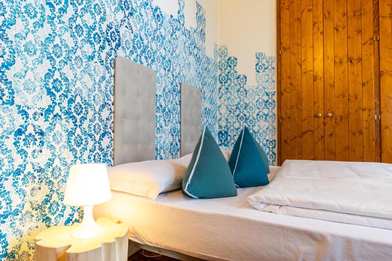 Sleep In Venzone Hotel Екстериор снимка
